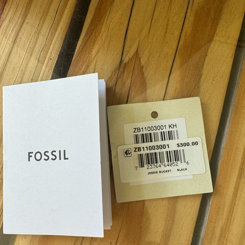 Fossil Leather Jessie Bucket Shoulder Bag Large